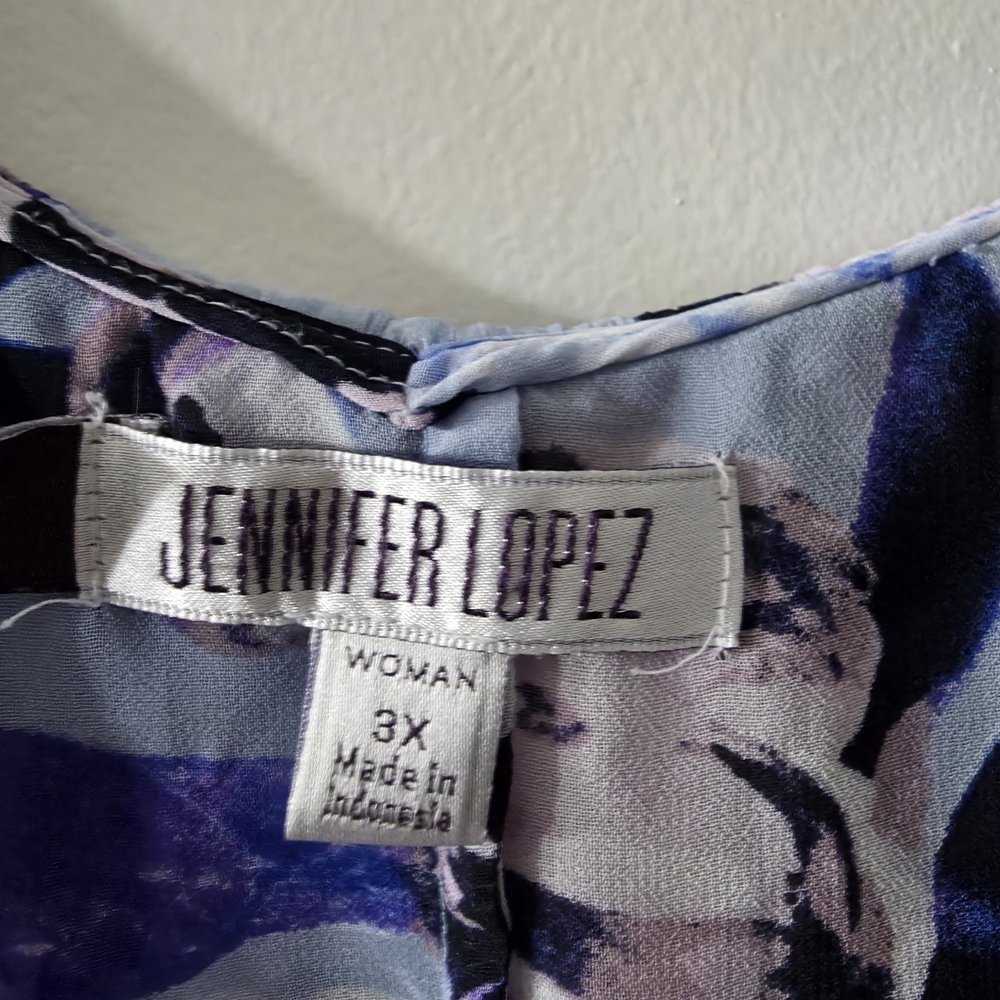 Jennifer Lopez Floral Camisole in Blue and Pink - Picture 3 of 4